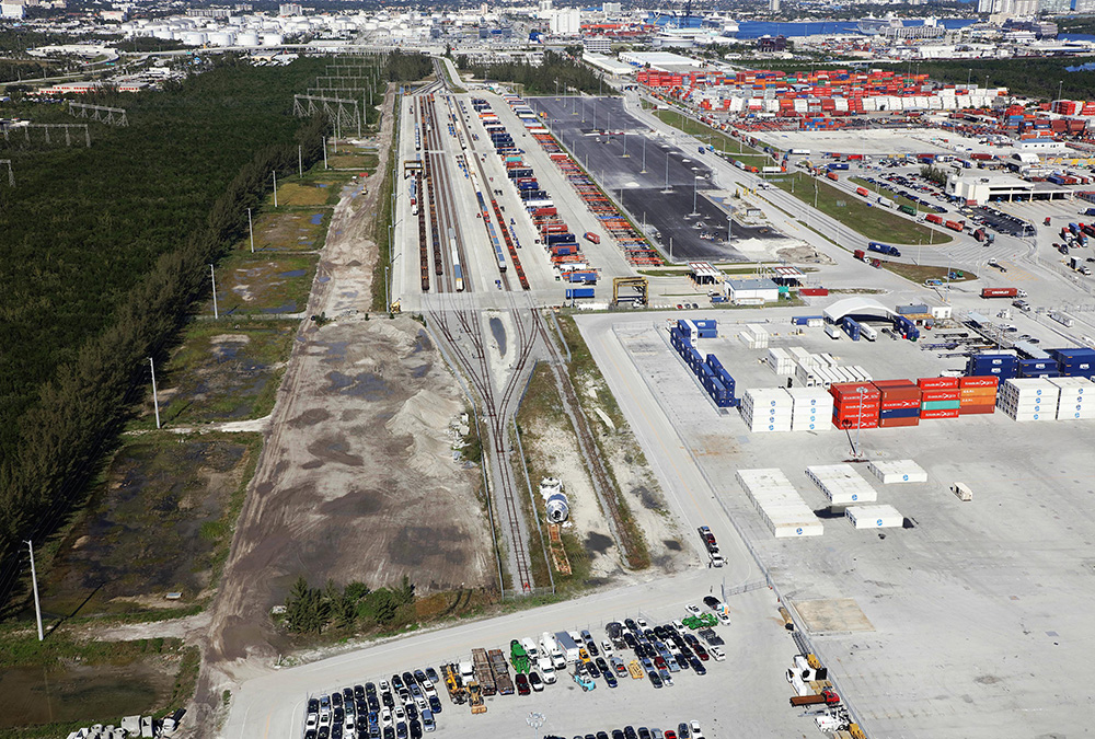 Port Everglades SouthPort Phase IX-B Container Yard Construction